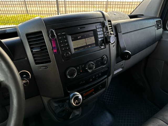 Mercedes-benz sprinter 3.0 v6 190pk 2018 - afbeelding 9 van  32