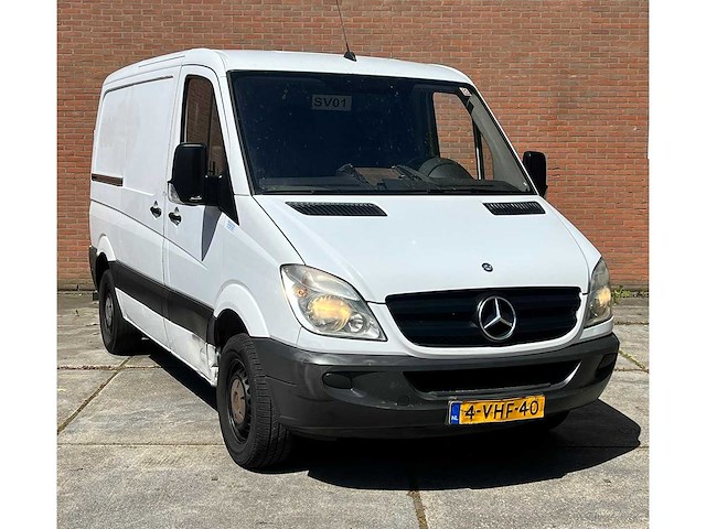 Mercedes-benz sprinter 310 2.2 cdi 325, automaat, 4-vhf-40 - afbeelding 3 van  10