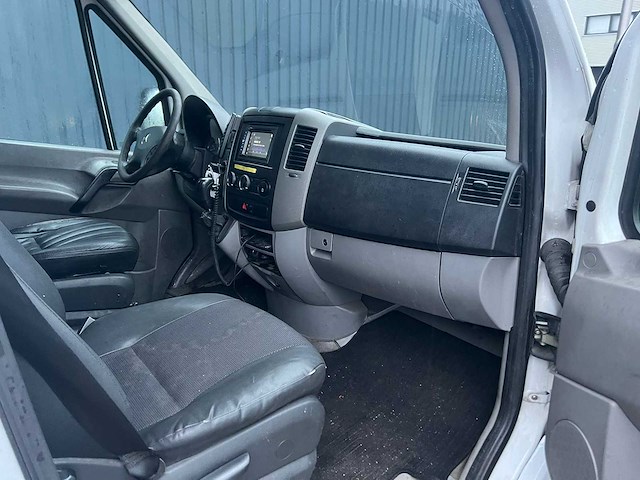 Mercedes-benz sprinter 310 2.2 cdi 325 automaat, 6-vxb-93 - afbeelding 11 van  19