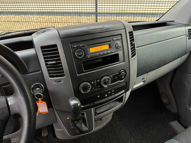 Mercedes-benz sprinter 311 2.2 cdi 366 9 persoons -rolstoelbus- 109pk 2011, 37-png-9 - afbeelding 8 van  36