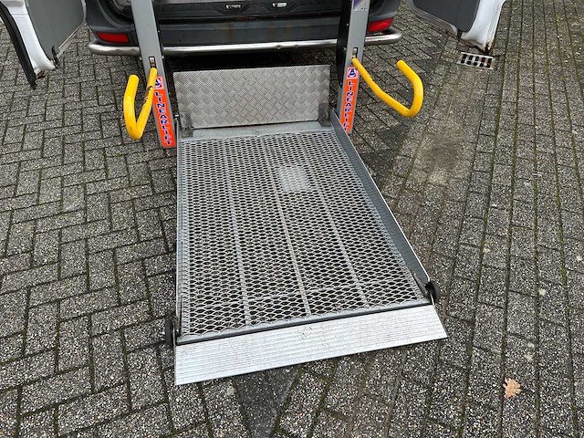 Mercedes-benz sprinter 311 2.2 cdi 366 9 persoons -rolstoelbus- 109pk 2011, 37-png-9 - afbeelding 16 van  36