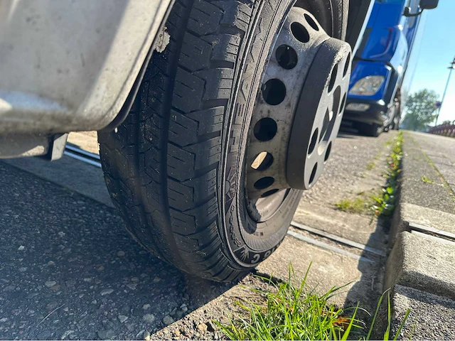 Mercedes-benz sprinter 313 2.2 cdi 432l hd bedrijfswagen - afbeelding 27 van  36