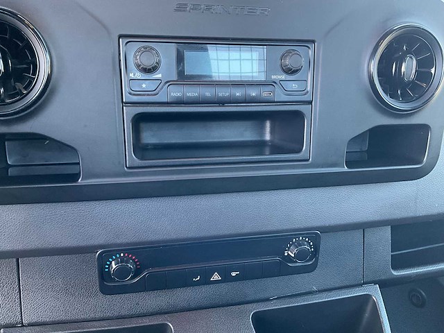 Mercedes-benz sprinter 319 cdi kipper 3-zijde - bedrijfswagen - afbeelding 10 van  23