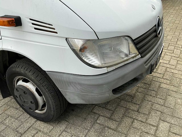 Mercedes-benz sprinter 413 bakwagen - afbeelding 15 van  28