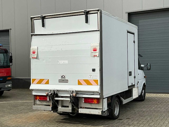 Mercedes-benz sprinter 413 bakwagen - afbeelding 22 van  28