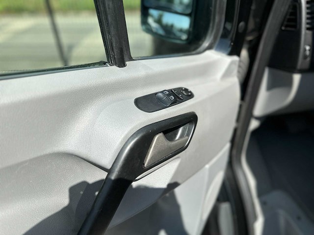 Mercedes-benz sprinter 414 2.2 cdi 432 hddc 143pk 2018 (origineel-nl) automaat, v-616-pk - afbeelding 8 van  25