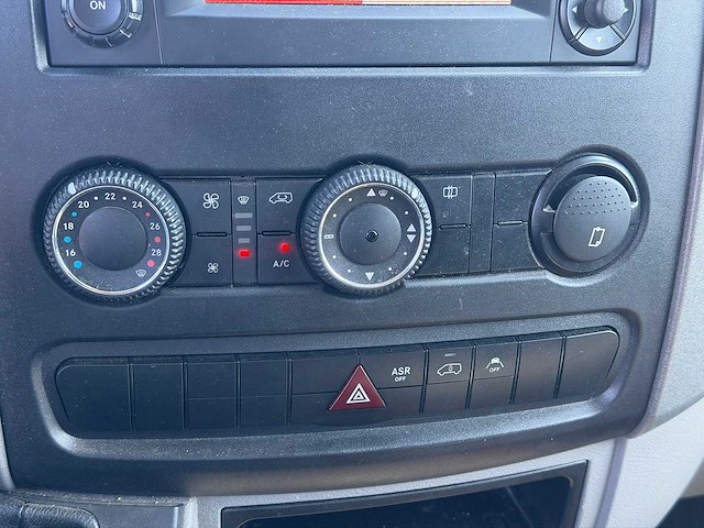 Mercedes-benz sprinter 416 2.2 cdi 432 hd dubbellucht automaat dhollandia laadklep | v-195-rl - afbeelding 31 van  32