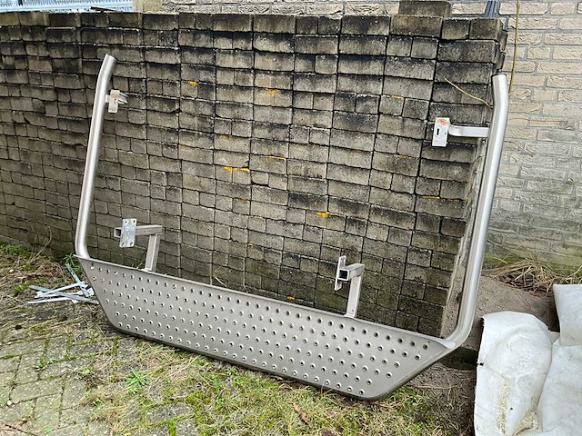 Mercedes-benz sprinter achter-opstap - afbeelding 1 van  5