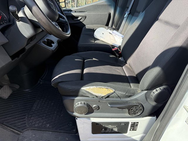 Mercedes benz sprinter bus met kenteken vgz-79-d 7v automaat - afbeelding 2 van  14