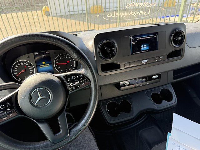 Mercedes benz sprinter bus met kenteken vgz-79-d 7v automaat - afbeelding 4 van  14
