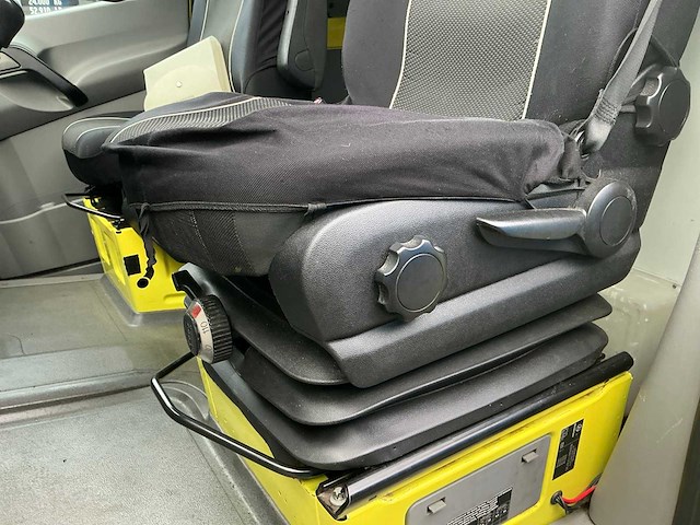 Mercedes-benz sprinter cdi bedrijfswagen - afbeelding 8 van  29