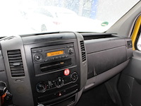 Mercedes benz sprinter met kenteken vg-405-k bakwagen met laadklep. datum eerste toelating 02-09-2009. - afbeelding 2 van  20