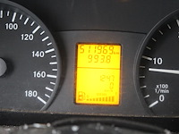 Mercedes benz sprinter met kenteken vg-405-k bakwagen met laadklep. datum eerste toelating 02-09-2009. - afbeelding 3 van  20