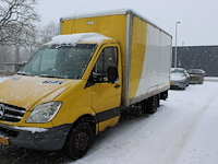 Mercedes benz sprinter met kenteken vg-405-k bakwagen met laadklep. datum eerste toelating 02-09-2009.
