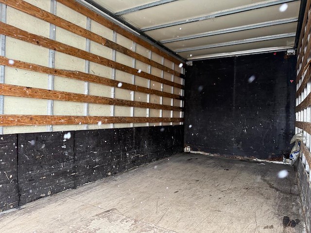 Mercedes benz sprinter met kenteken vg-405-k bakwagen met laadklep. datum eerste toelating 02-09-2009. - afbeelding 13 van  20