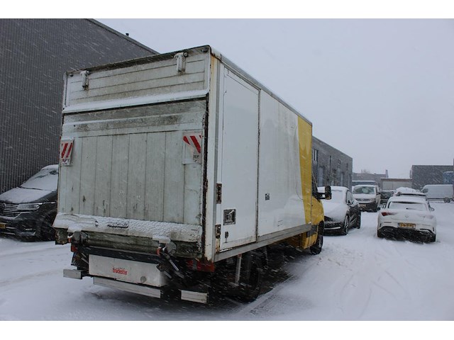 Mercedes benz sprinter met kenteken vg-405-k bakwagen met laadklep. datum eerste toelating 02-09-2009. - afbeelding 15 van  20