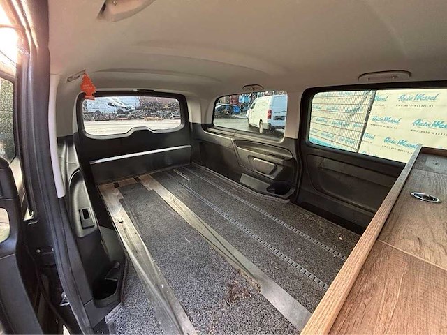 Mercedes-benz tourer rouwwagen vito rouwwagen - afbeelding 2 van  29