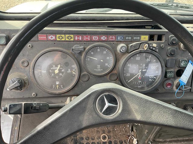 Mercedes-benz unimog 435 vierwielaangedreven (landbouwkenteken + 80km p/u) - afbeelding 4 van  18