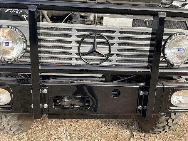 Mercedes-benz unimog 435 vierwielaangedreven (landbouwkenteken + 80km p/u) - afbeelding 10 van  18