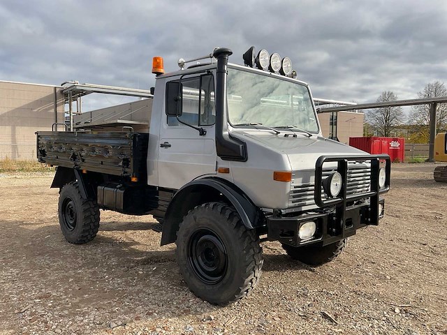 Mercedes-benz unimog 435 vierwielaangedreven (landbouwkenteken + 80km p/u) - afbeelding 13 van  18