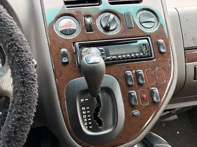 Mercedes-benz v-klasse 220 cdi ambiente | 46-lp-db i - afbeelding 4 van  26