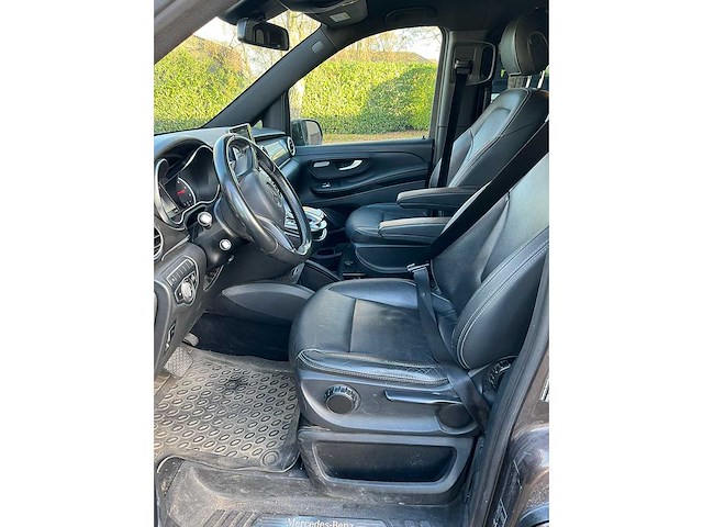 Mercedes-benz v-klasse 250d lang dc excl. bedrijfswagen - afbeelding 4 van  26