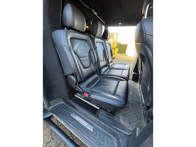 Mercedes-benz v-klasse 250d lang dc excl. bedrijfswagen - afbeelding 7 van  26