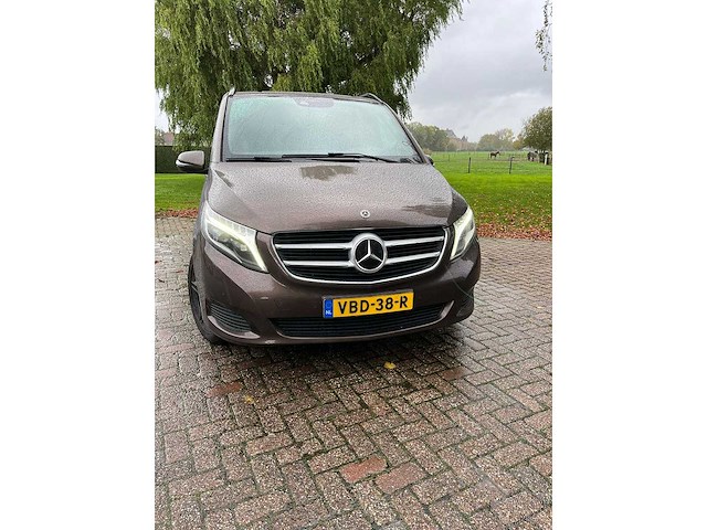 Mercedes-benz v-klasse 250d lang dc excl. bedrijfswagen - afbeelding 12 van  26