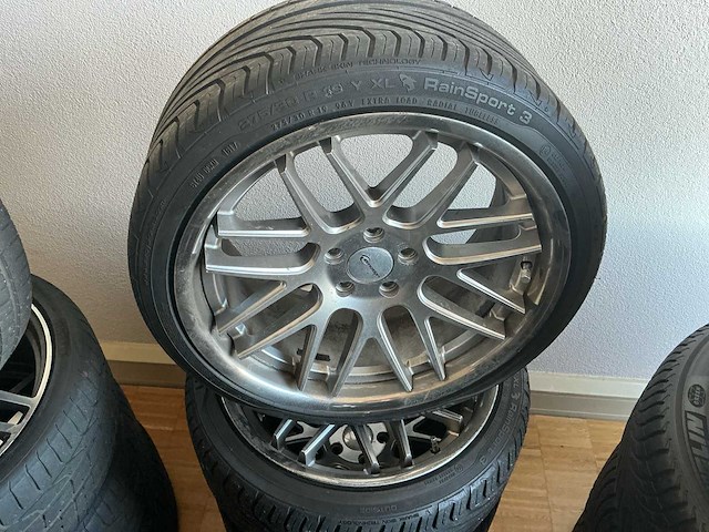 Mercedes-benz velg (24x) - afbeelding 8 van  31
