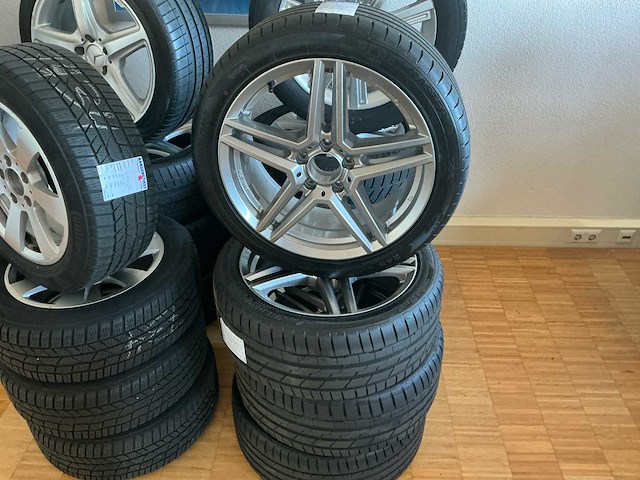 Mercedes-benz velg met band (20x) - afbeelding 18 van  23