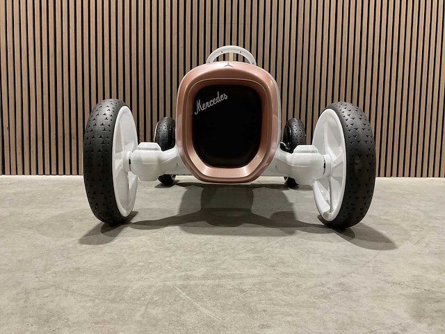 Mercedes-benz vision mercedes simplex elektrische kinderauto - afbeelding 36 van  60