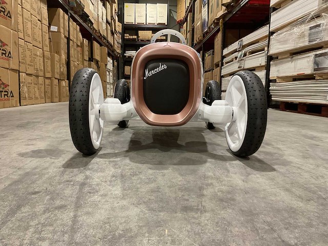 Mercedes-benz vision mercedes simplex elektrische kinderauto - afbeelding 30 van  35