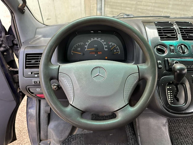Mercedes-benz vito 110 cdi dc 102pk 2002 rolstoelbus (origineel-nl) automaat, 70-bd-rk - afbeelding 4 van  68