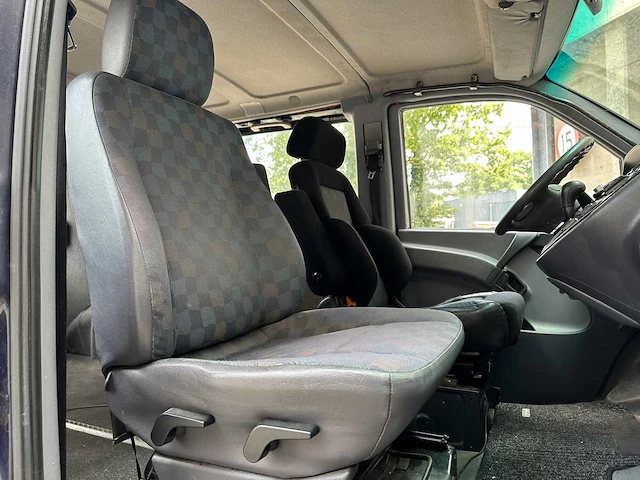 Mercedes-benz vito 110 cdi dc 102pk 2002 rolstoelbus (origineel-nl) automaat, 70-bd-rk - afbeelding 26 van  68