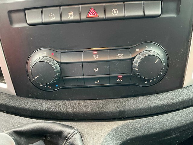 Mercedes-benz vito 111 cdi bedrijfswagen - afbeelding 13 van  23