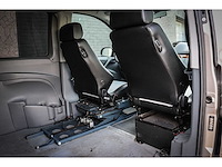 Mercedes-benz vito 111 cdi rolstoelauto, 38-vnk-7 - afbeelding 9 van  25