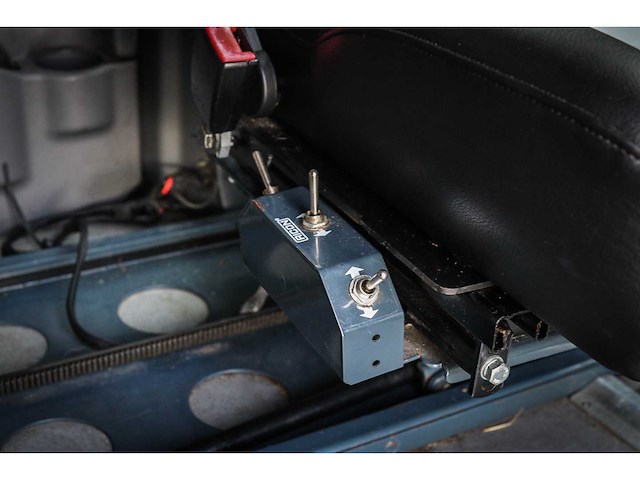 Mercedes-benz vito 111 cdi rolstoelauto, 38-vnk-7 - afbeelding 2 van  25