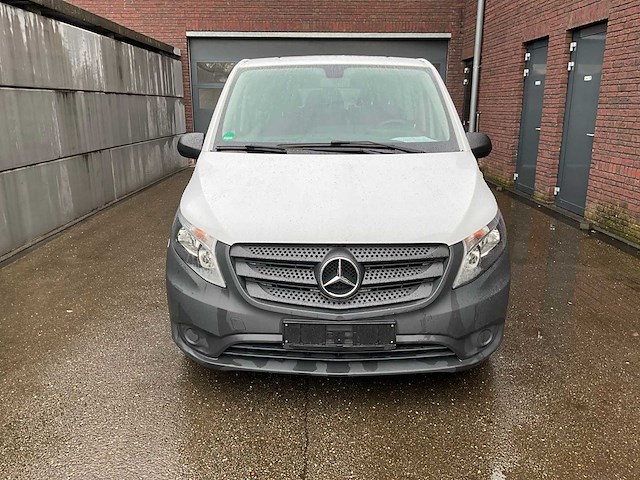 Mercedes-benz vito tourer - personenauto - afbeelding 7 van  14