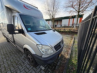 Mercedes-benz vrachtwagen - afbeelding 2 van  34