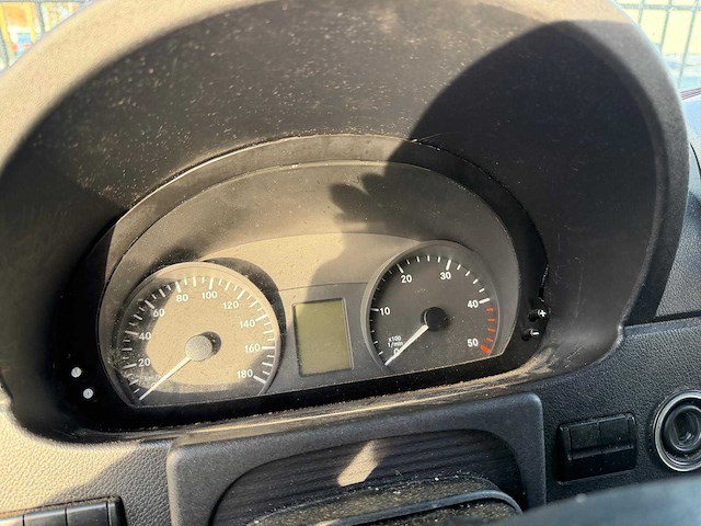 Mercedes-benz vrachtwagen - afbeelding 18 van  34