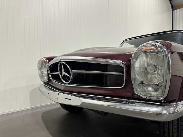 Mercedes-benz w113 280 sl pagode cabrio oldtimer met amerikaans kenteken - afbeelding 3 van  78