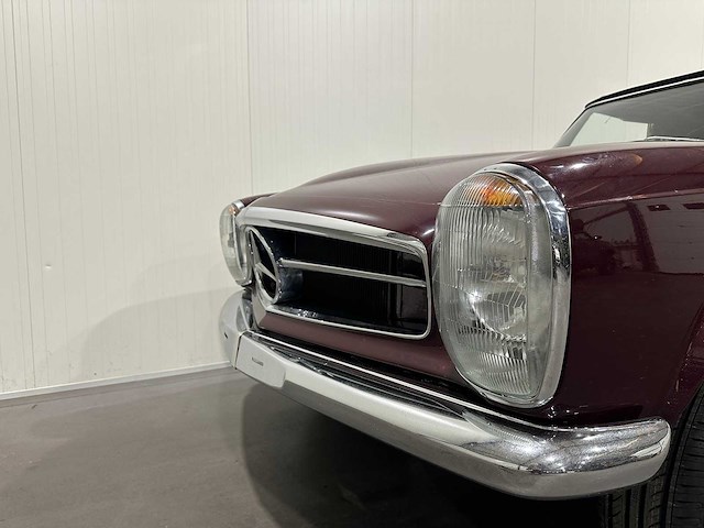 Mercedes-benz w113 280 sl pagode cabrio oldtimer met amerikaans kenteken - afbeelding 4 van  78
