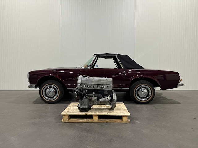 Mercedes-benz w113 280 sl pagode cabrio oldtimer met amerikaans kenteken - afbeelding 5 van  78