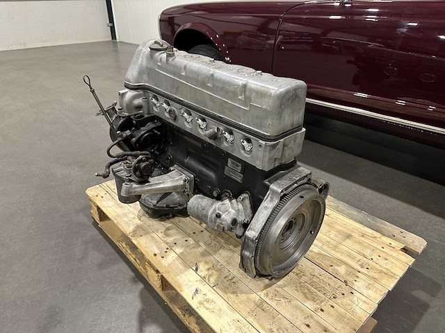 Mercedes-benz w113 280 sl pagode cabrio oldtimer met amerikaans kenteken - afbeelding 10 van  78