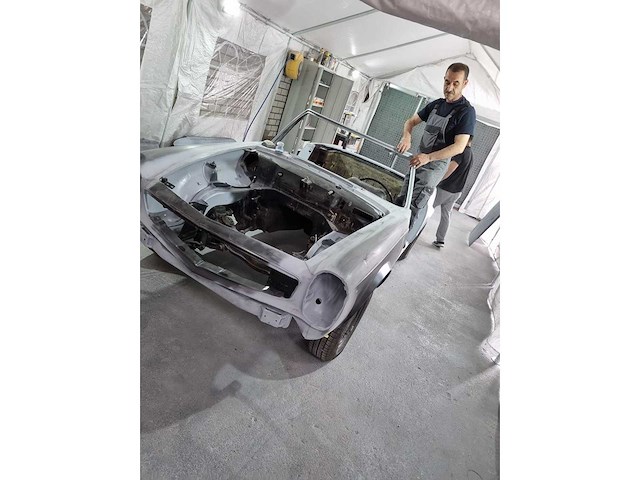 Mercedes-benz w113 280 sl pagode cabrio oldtimer met amerikaans kenteken - afbeelding 72 van  78