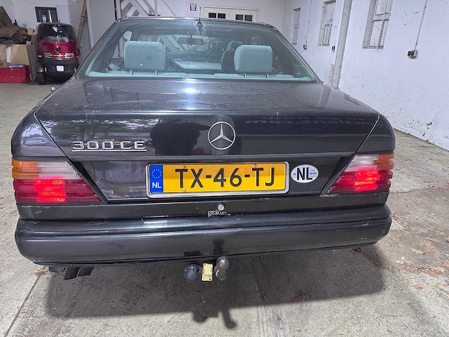 Mercedes-benz (w124) - 300 ce automaat- tx-46-tj- 1989 - afbeelding 8 van  13