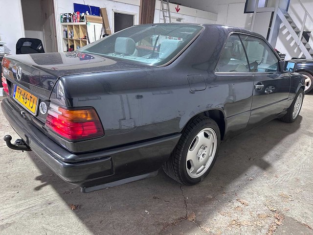 Mercedes-benz (w124) - 300 ce automaat- tx-46-tj- 1989 - afbeelding 9 van  13