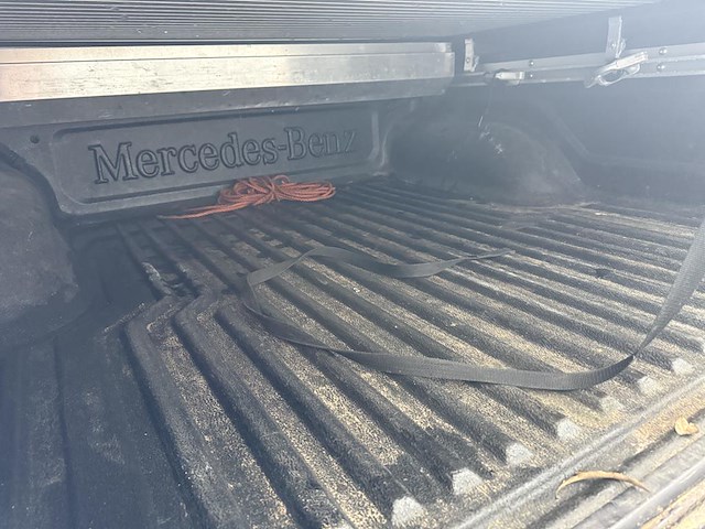 Mercedes benz x-klasse pick-up truck automaat met kenteken v-731-np - afbeelding 19 van  44