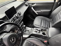 Mercedes benz x-klasse pick-up truck automaat met kenteken v-731-np - afbeelding 26 van  44