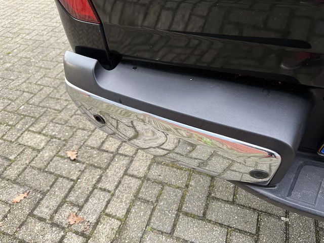 Mercedes benz x-klasse pick-up truck automaat met kenteken v-731-np - afbeelding 39 van  44